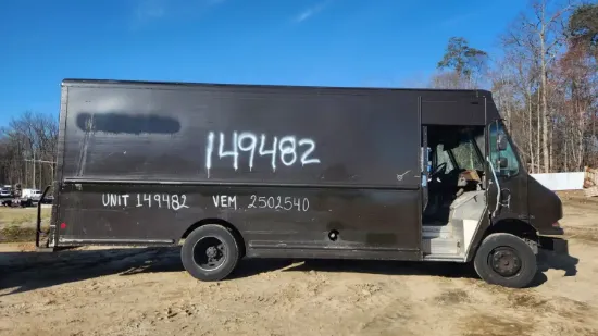 Picture of 2010-freightliner-mt55-chassis-truck-delivery